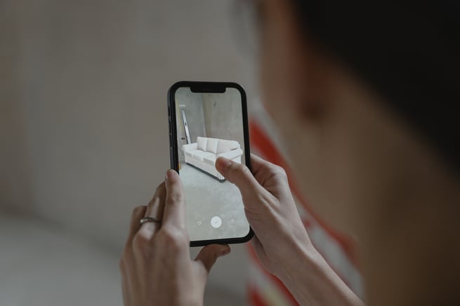 Augmented Reality vs Virtual Reality